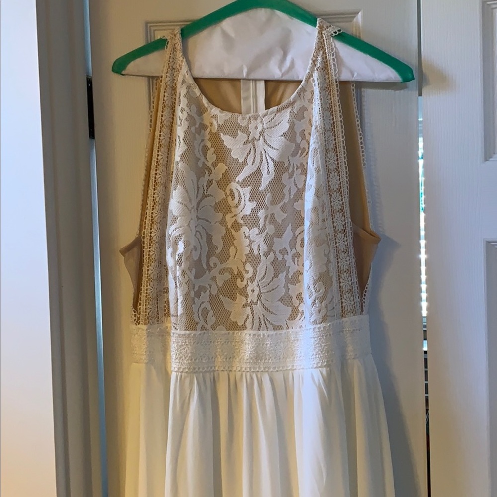 Lulus Sleeveless maxi Wedding Dress